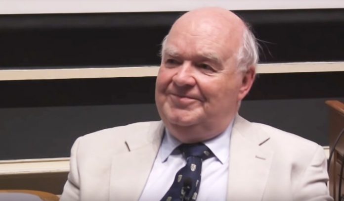 John Lennox: Giáo Sư Toán Học Tại Oxford Bảo Vệ Niềm Tin Cơ Đốc